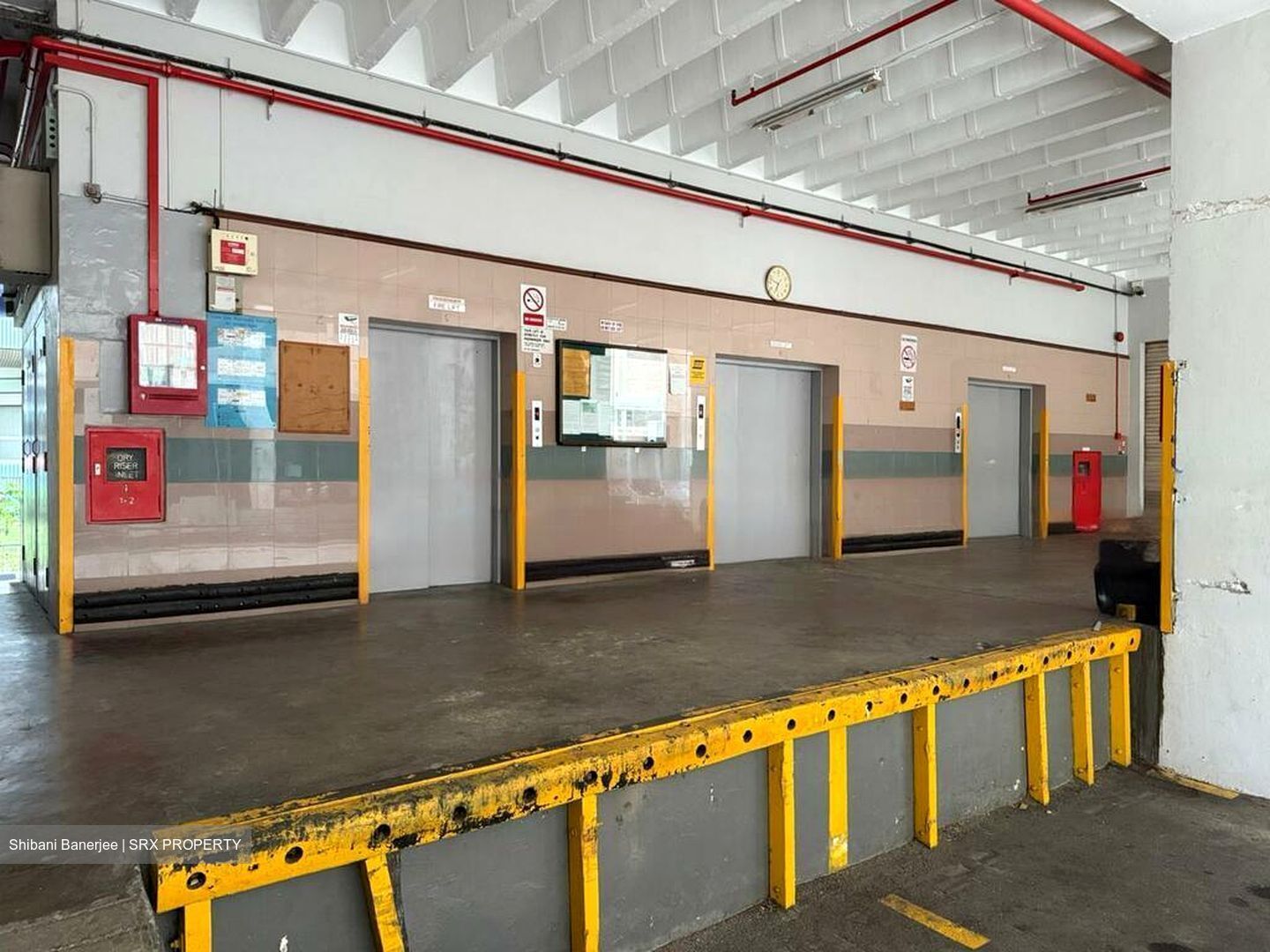 Guan Hua Warehouse Building (D13), Factory #481810521